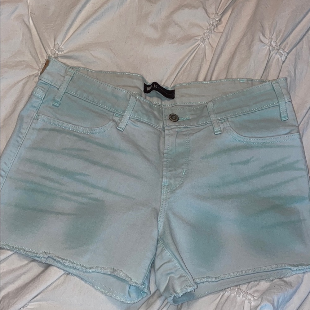 Women's - Levi’s - size 10  - Aqua green  Denim Shorts